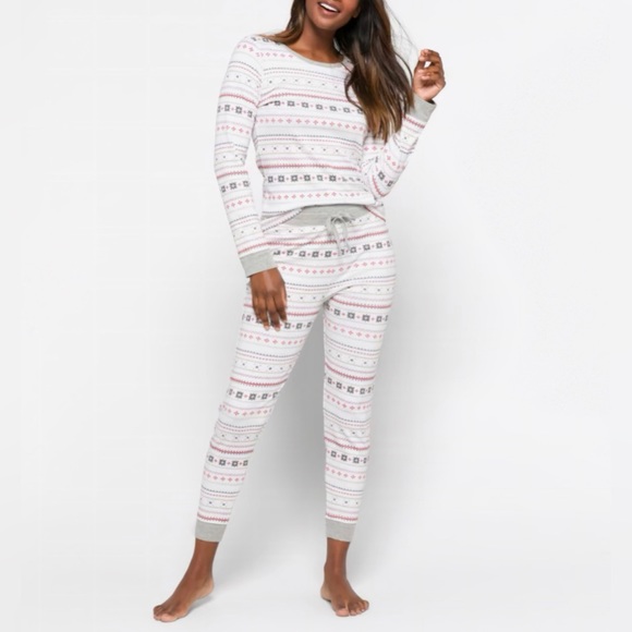 theo & leigh Other - Theo & Leigh Georgia Sleep and Lounge Frosted Fair Isle Pajama Set